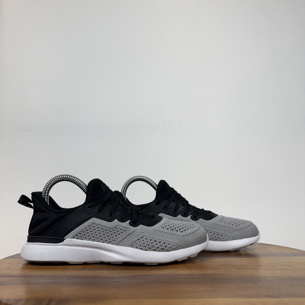 Womens APL Techloom Tracer Gray Knit Athletic Comfort Running Sneakers Size 5.5